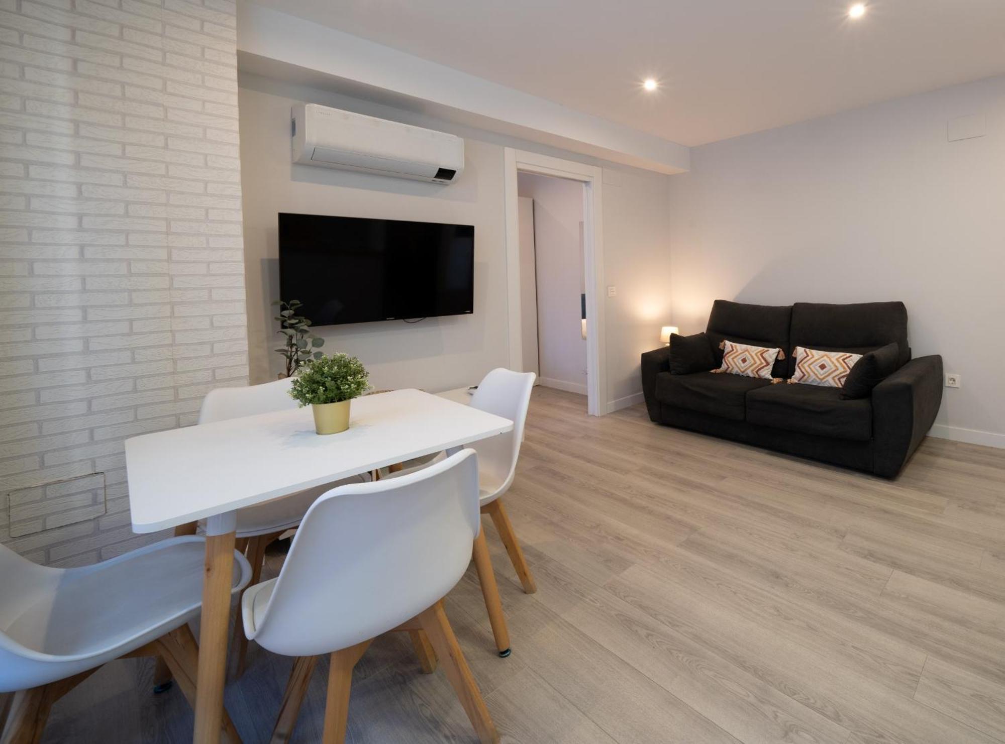 Apartamentos Aranda - La Cepa I - II Aranda de Duero Bagian luar foto